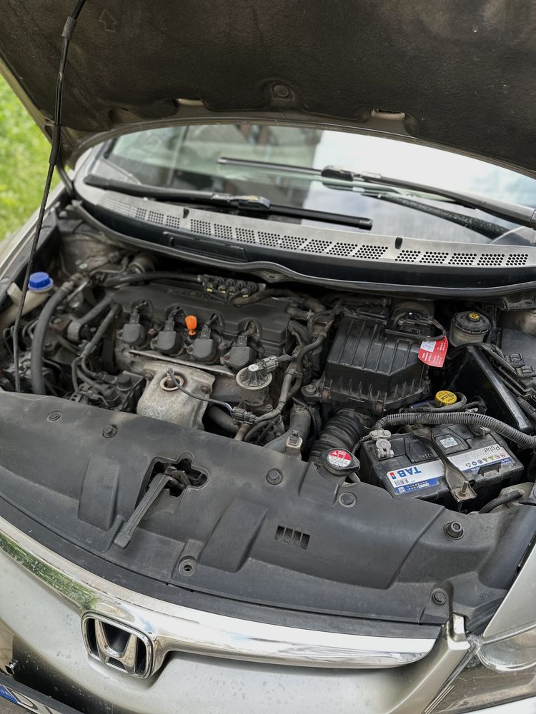Honda Civic 8 4D