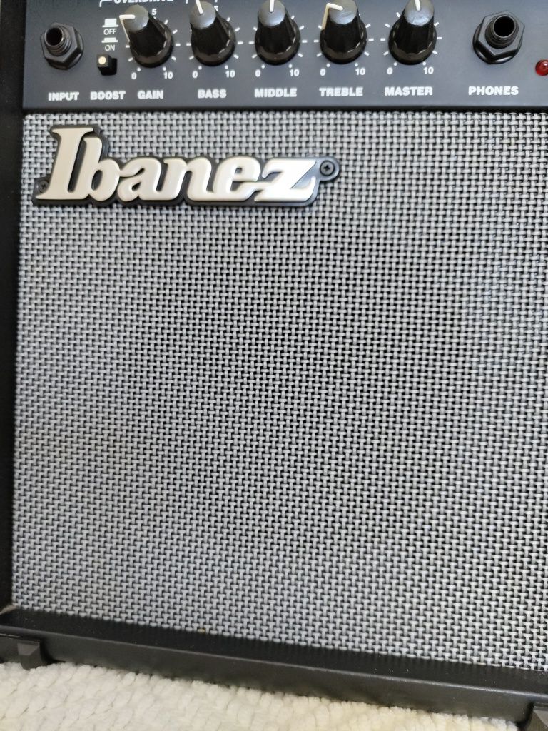Amplificador Marca "Ibanez" - IBZ10