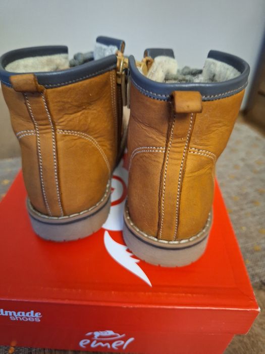 Kozaki chłopięce, emel, R.25.