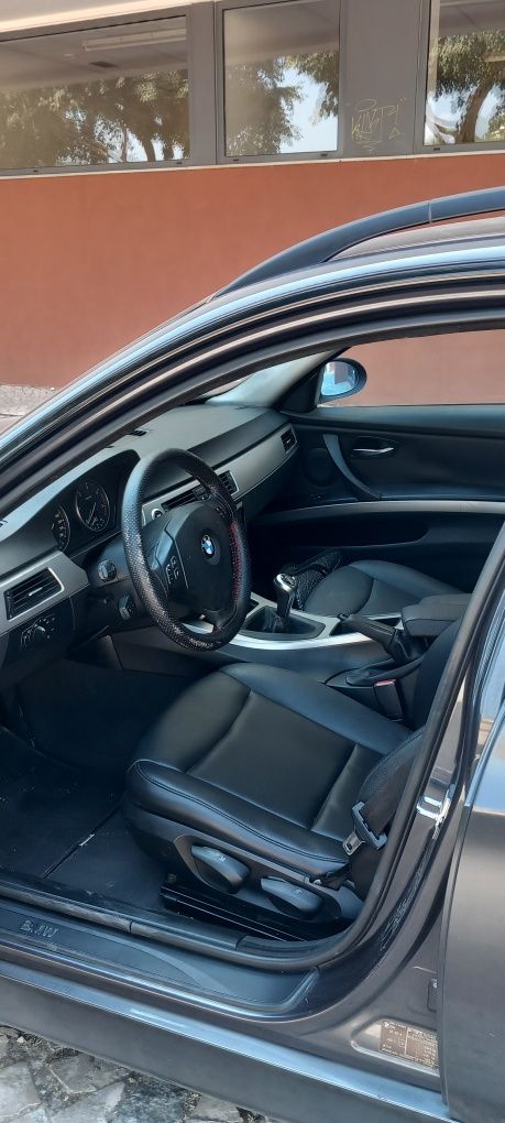Vendo bmw 320d E91 2005 juntamente com ktm 85cc 2006