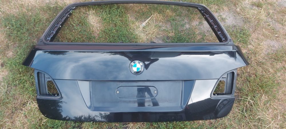 Klapa tyl pokrywa bagaznika bmw e61 black sapphire