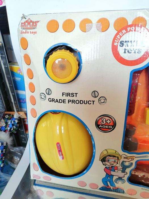 Zestaw narzędzi małego mechanika