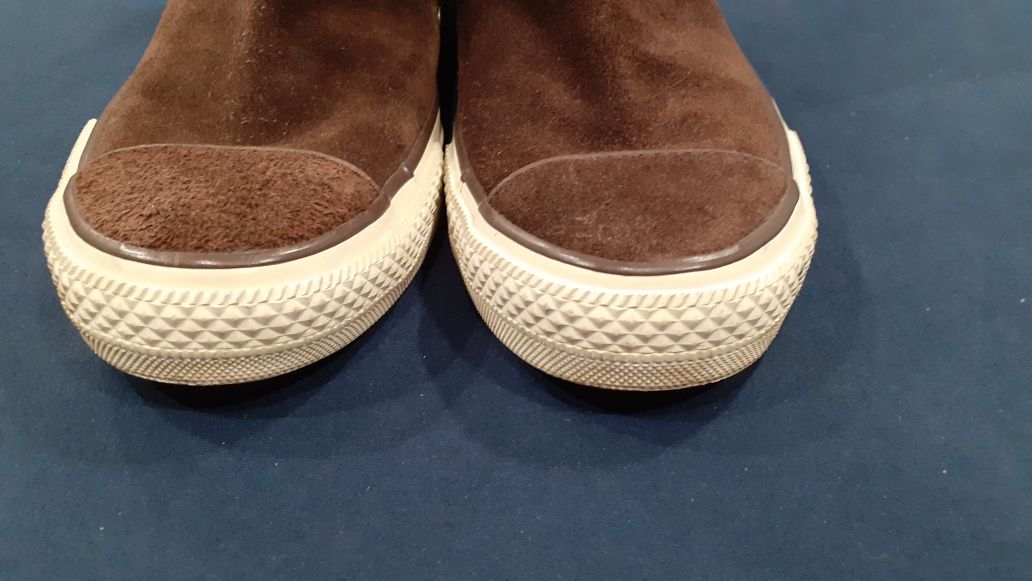 Buty zimowe Converse.