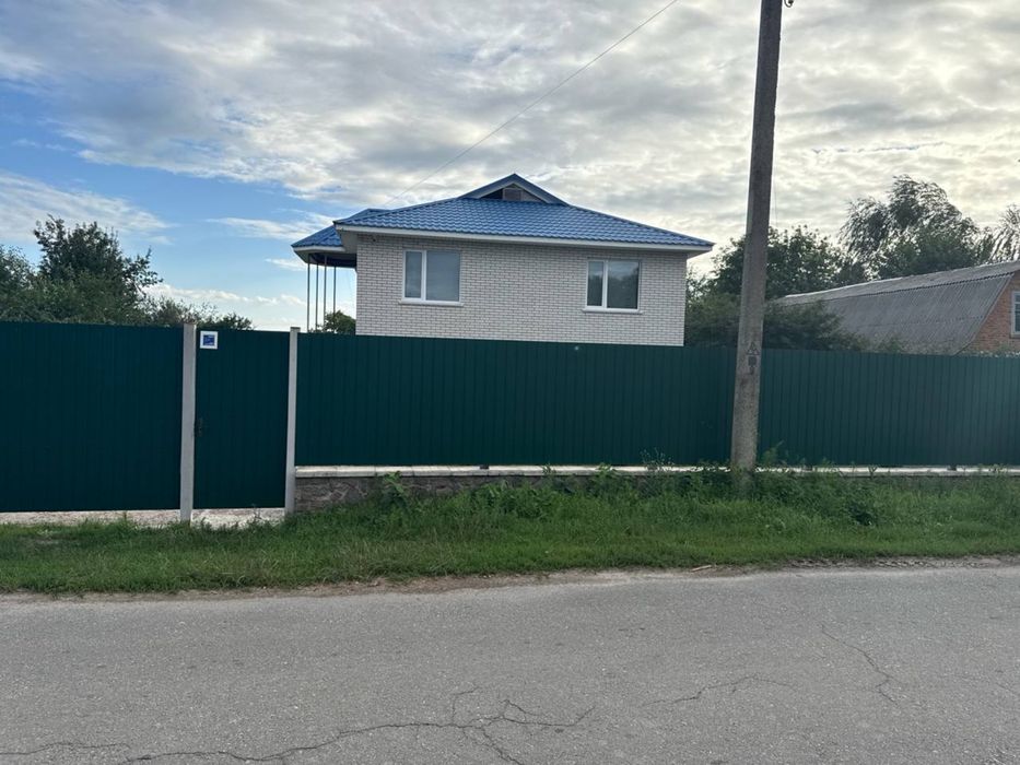 Житловиий будинок загальною площею 133 кв. м в с.Новосілки БоярськаОТГ