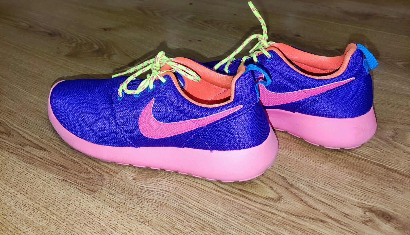 Продам кросівки фірми Nike