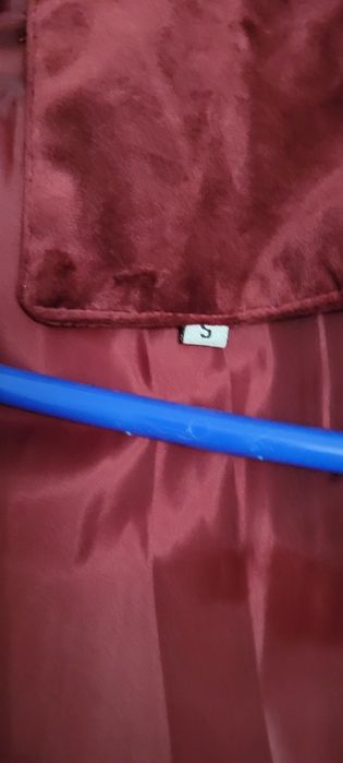 Kispo bordoux  S,tecido  tipo veludo