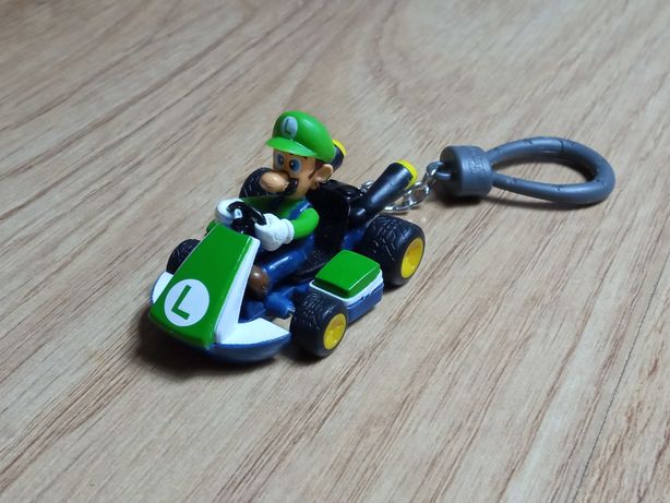 Mario Kart figurka brelok Luigi Nintendo