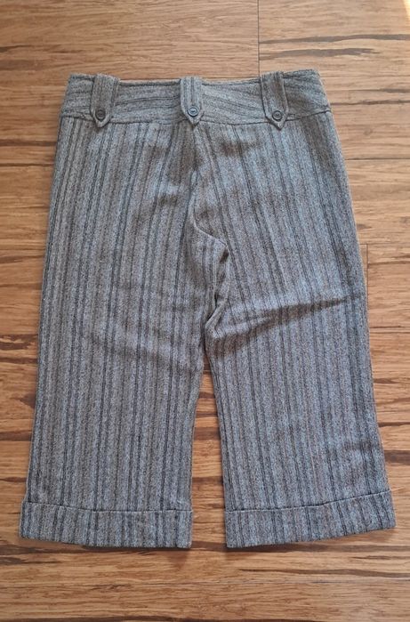 Spodnie garniturowe krótkie 3/4 w paski