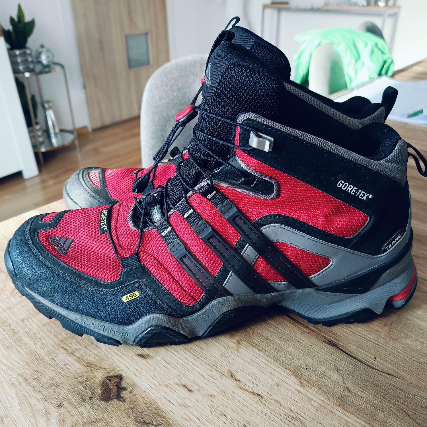 Buty zimowe adidas terrex GTX 46 i 2/3 trekkingowe