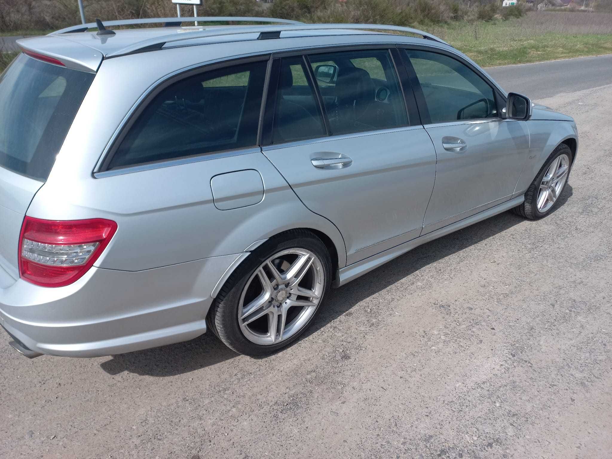 Sprzedam Mercedesa c320cdi -AMG-możliwa zamiana na bus 9 lub suv