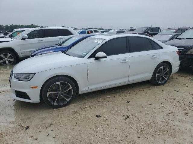 Audi A4 Premium 2019 року