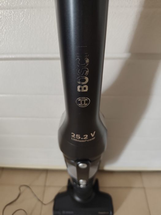Aspirador Bosch 2em 1 série 4