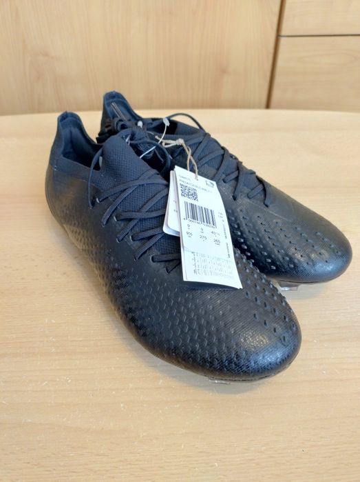 Buty piłkarskie korki Predator Accuracy 1 Low GW4575