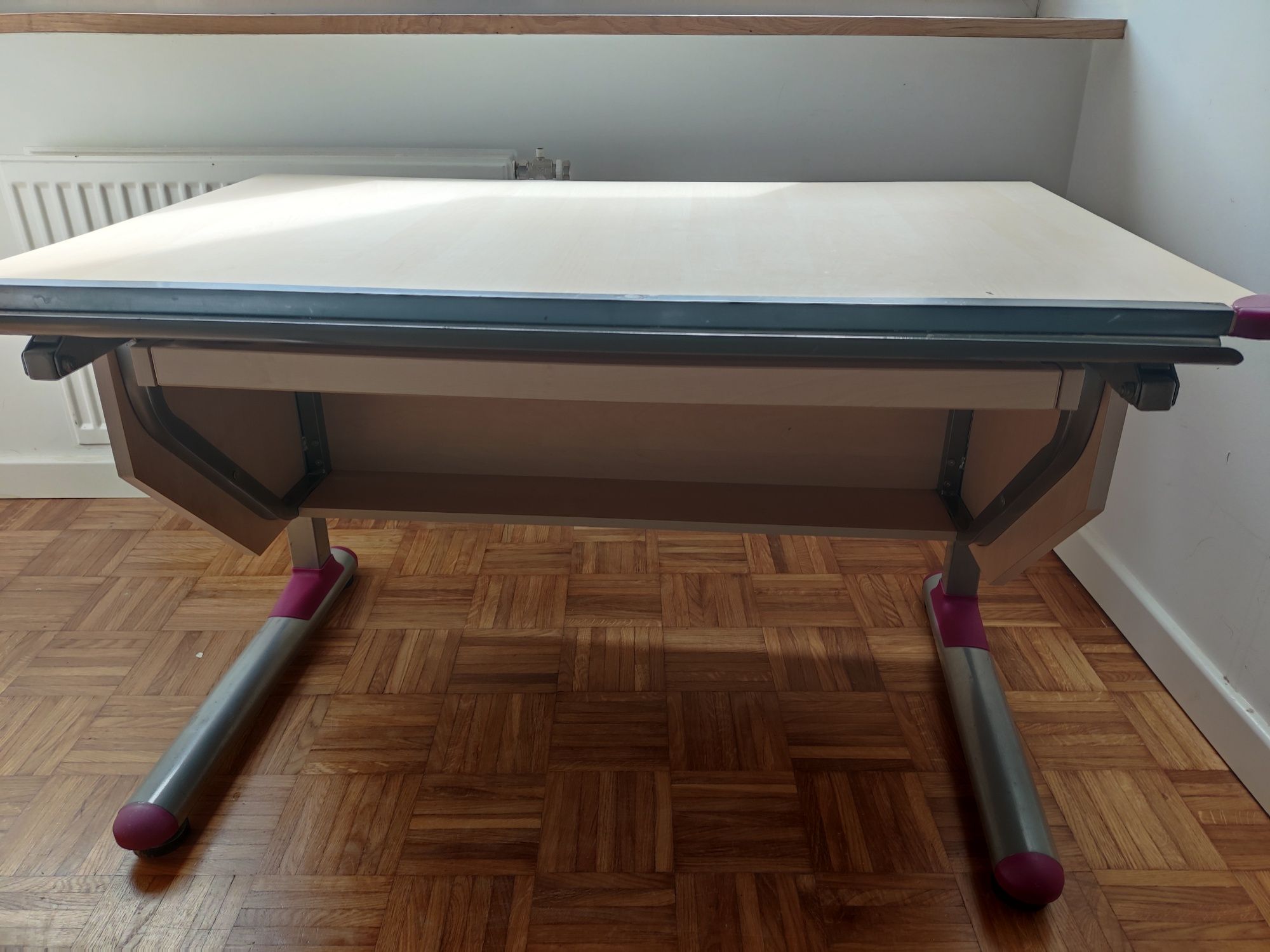 Biurko regulowane 110 na około 70 cm