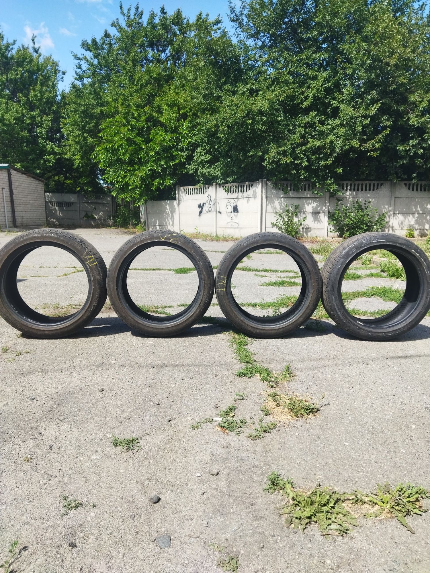 225/45/18 Pirelli Всесезонка RunFlat