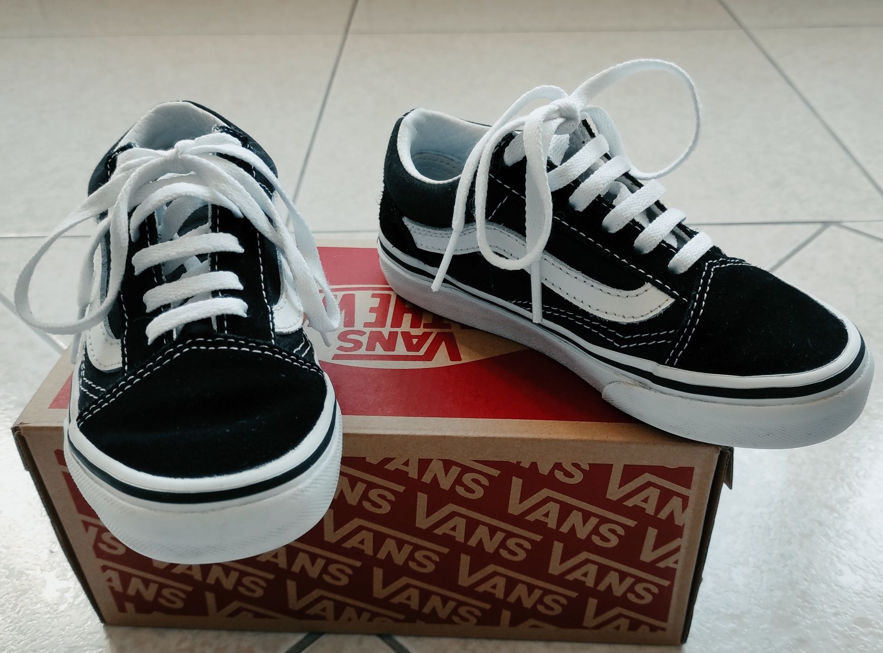 Sapatilhas n.28 VANS originais - Usadas 2x