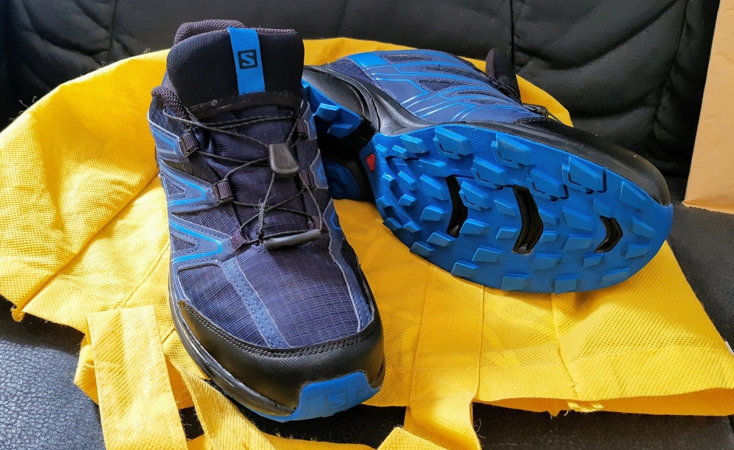 xButy Salomon 44 GT43 27 28cm do biegania zylki GoreTex vibram