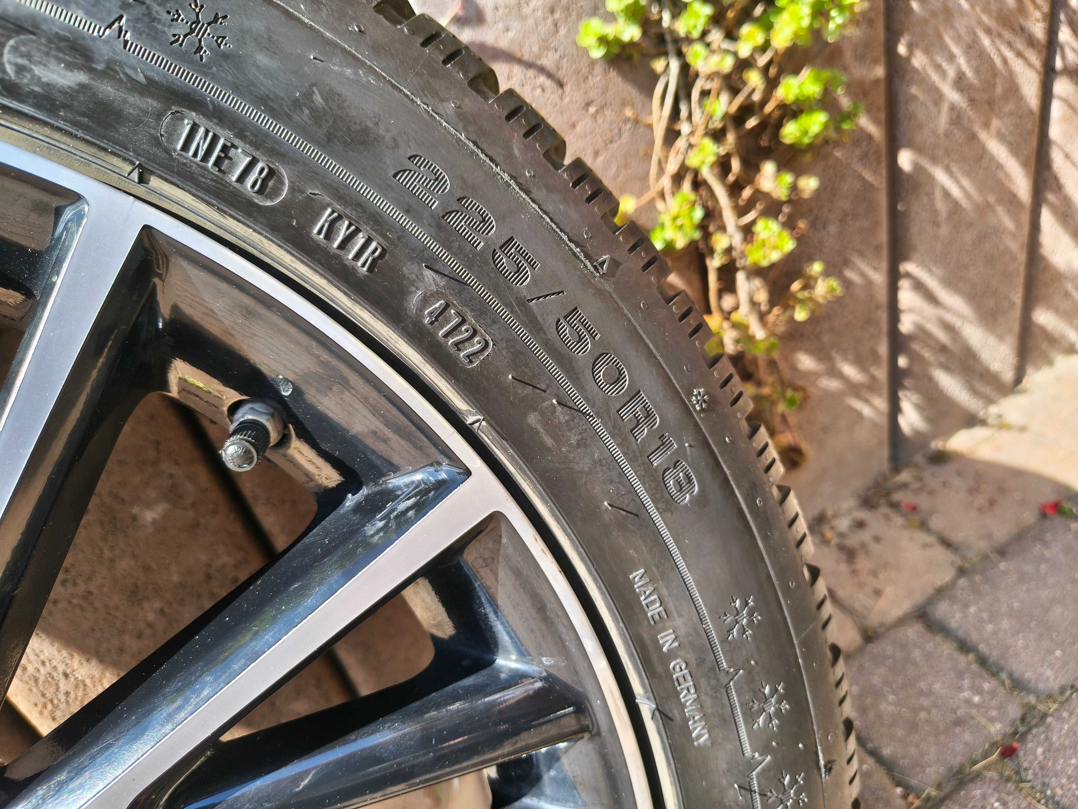 Opony i felgi zimowe DUNLOP rozmiar 18