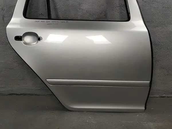 Задні праві двері skoda octavia A5 універсал ( 2005- 2013 )