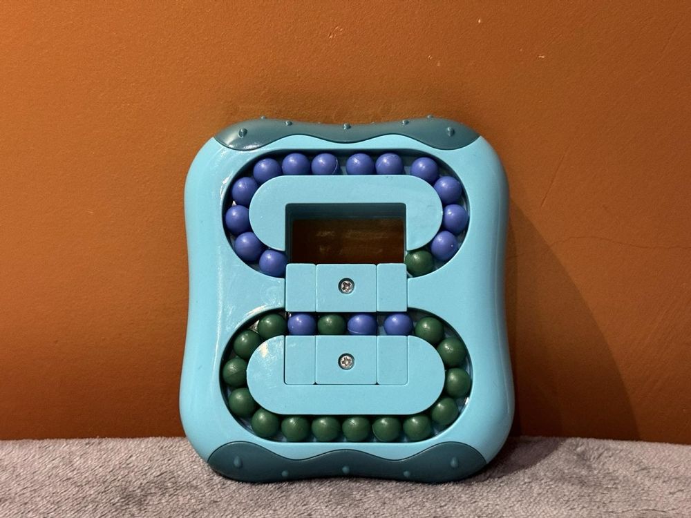 Головоломка антистресс антистрес Magic Bean Cube