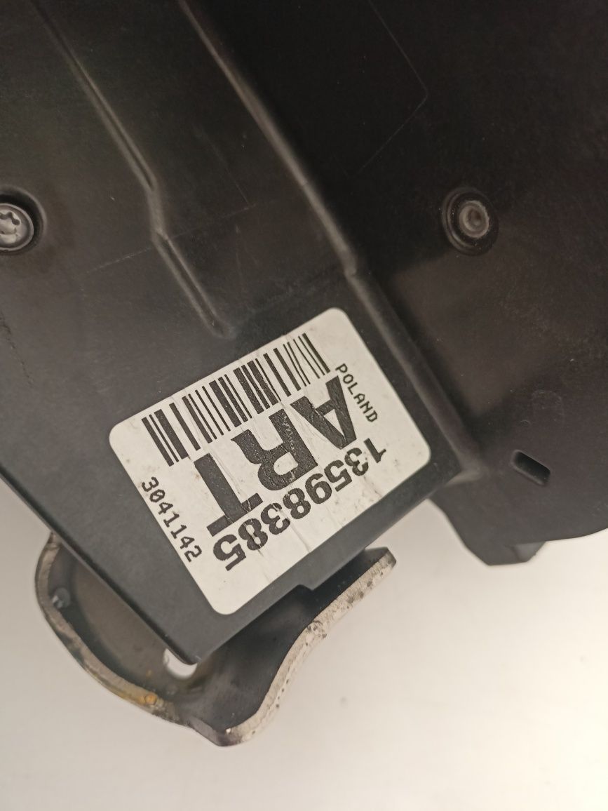 Opel Astra K V 5 15- zamek drzwi prawy tył tylny 4 pin