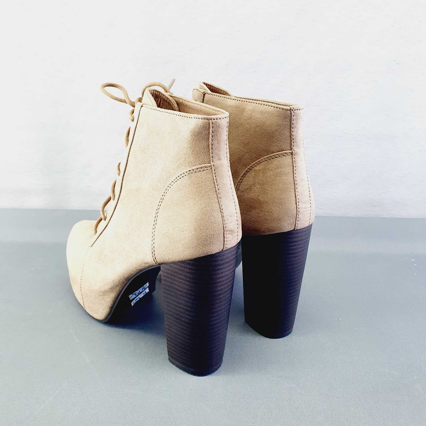 Beżowe buty na wysokim obcasie wiązane z przodu H&M rozmiar 40