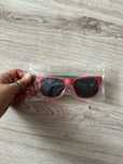 Okulary unisex czerwono-zielone