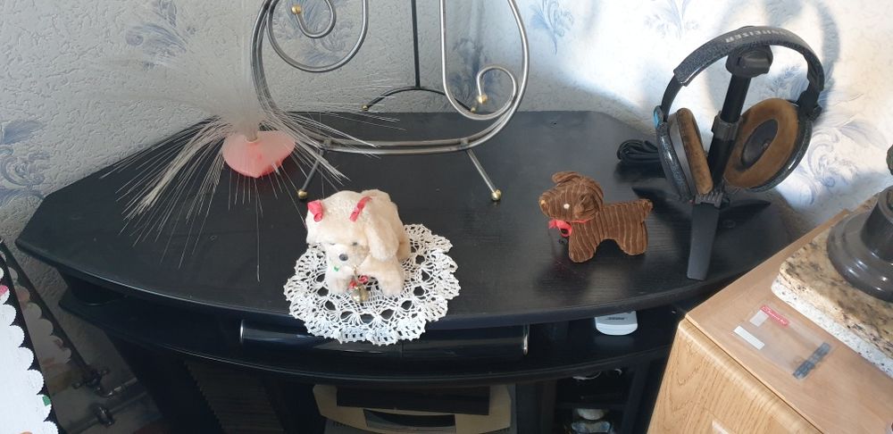 Stolik Telewizyjny i Audio