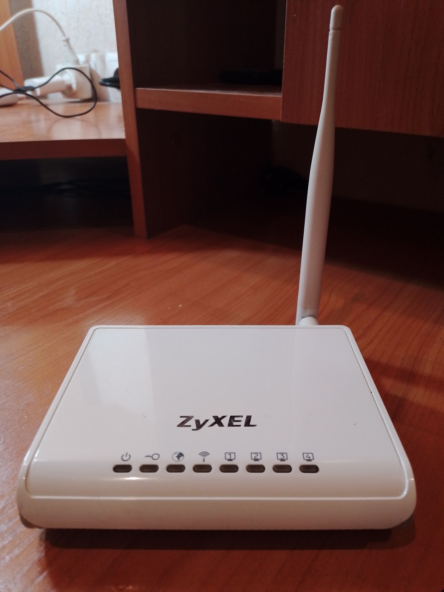 Wife Роутер Zyxel Состояние нового !