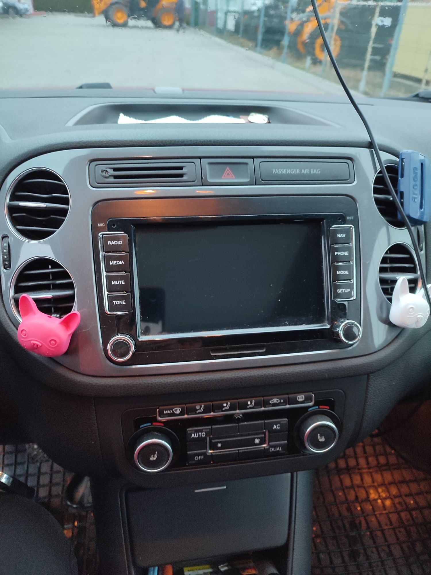 Продаю Volkswagen Tiguan