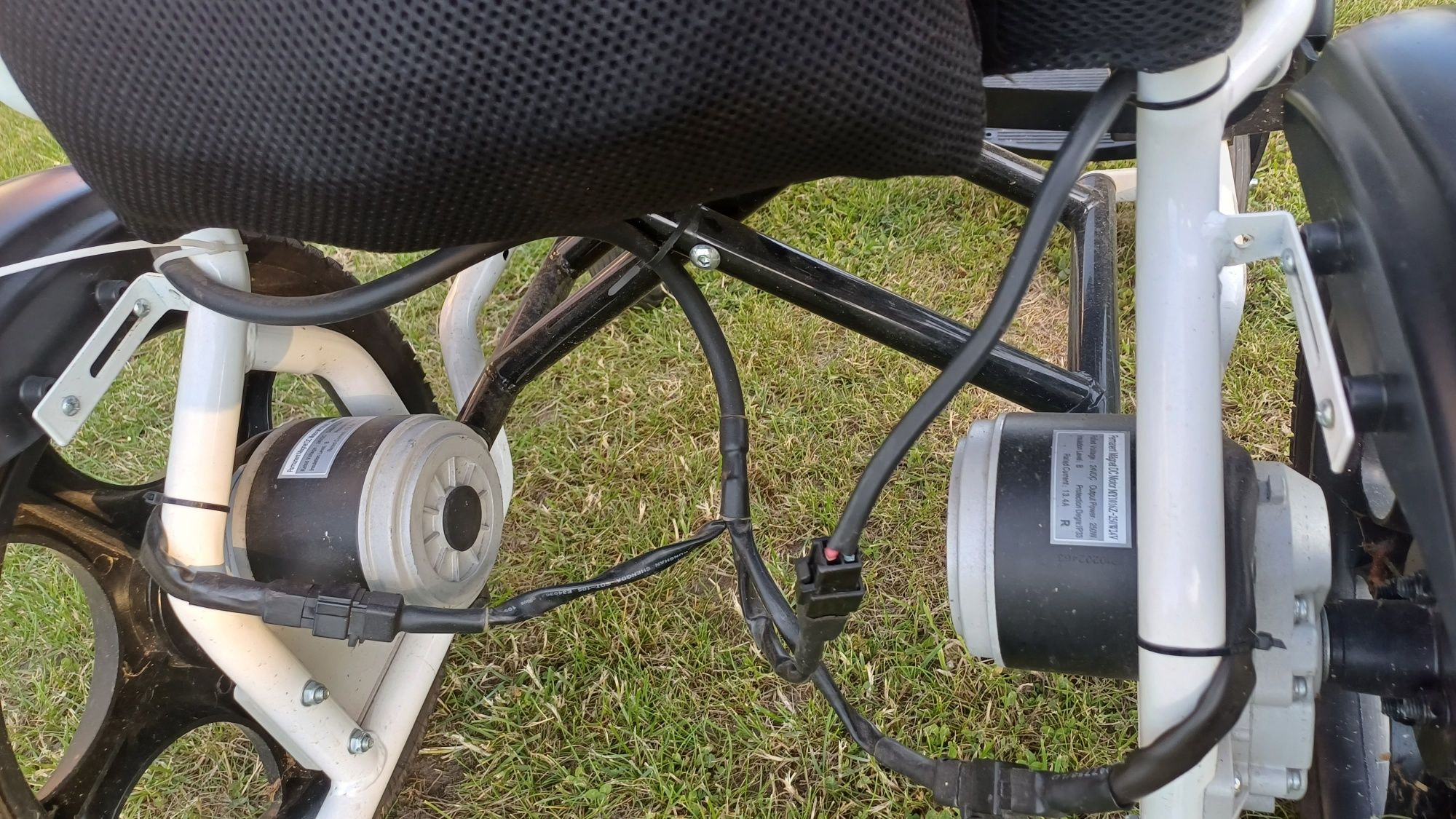 Wózek inwalidzki elektryczny
