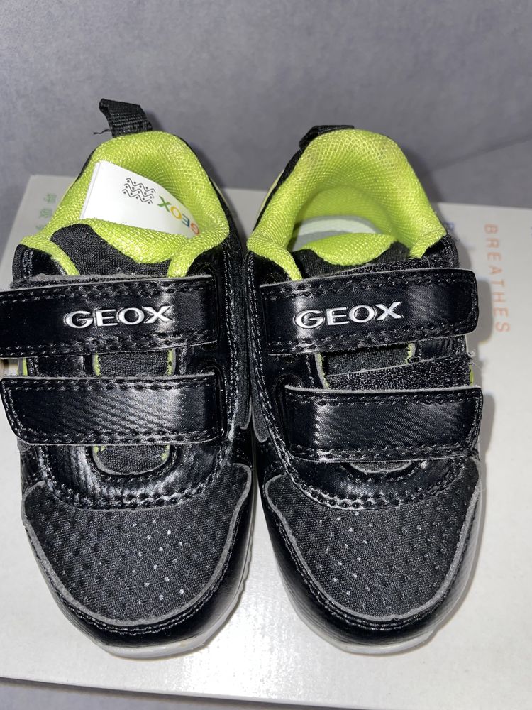 Buty sportowe Geox r.21