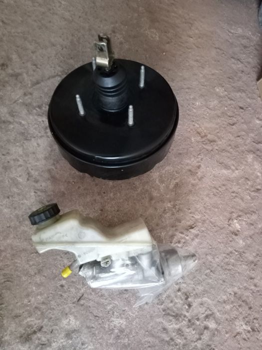 Вакуумний toyota avensis t25