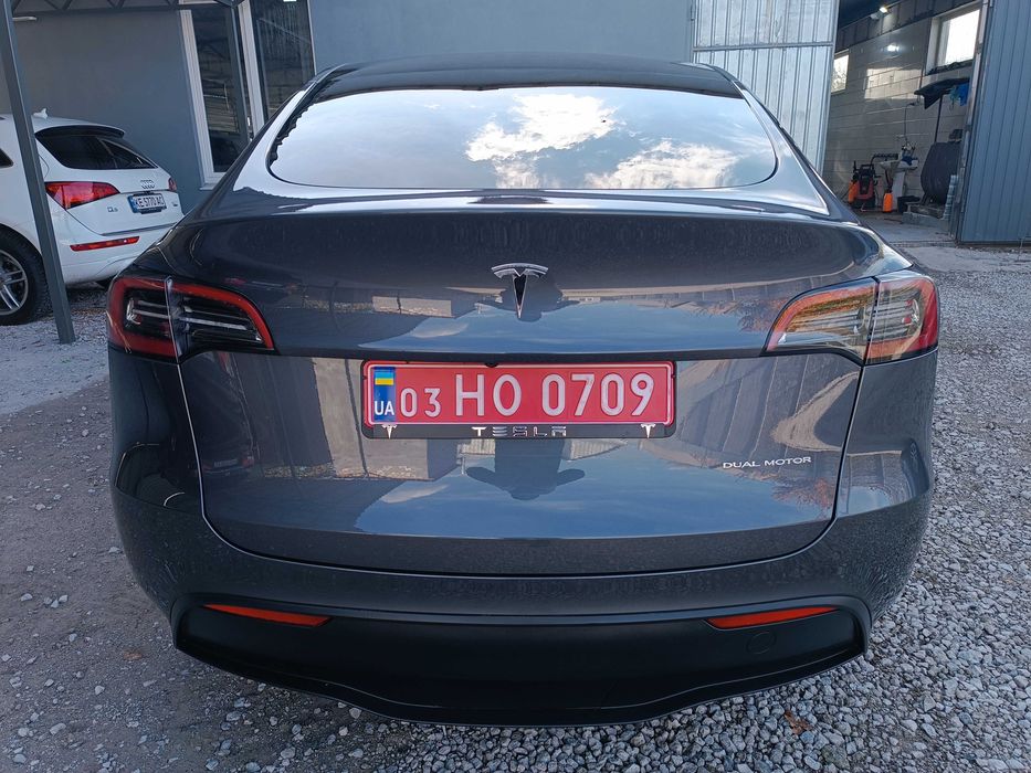 продам Tesla Model Y 2023 Long Range 82 kWh Dual Motor