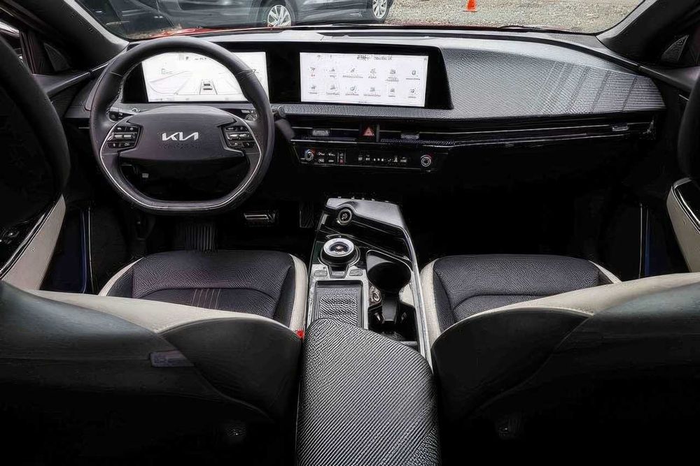 Kia EV6 GT-Line      2024