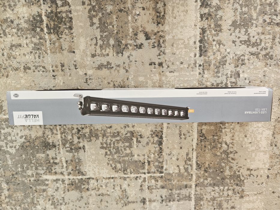 Светодиодная лампа (Прожектор)Hella valuefit LBX-720,12/24 V