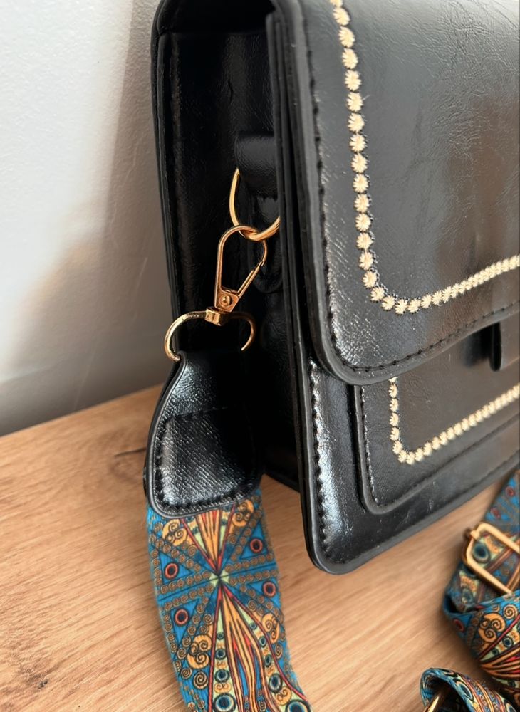 Czarna torebka na ramię small bag