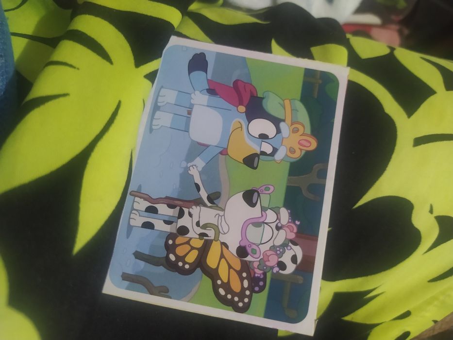 Cromo bluey recuperado 3 vamos brincar juntos