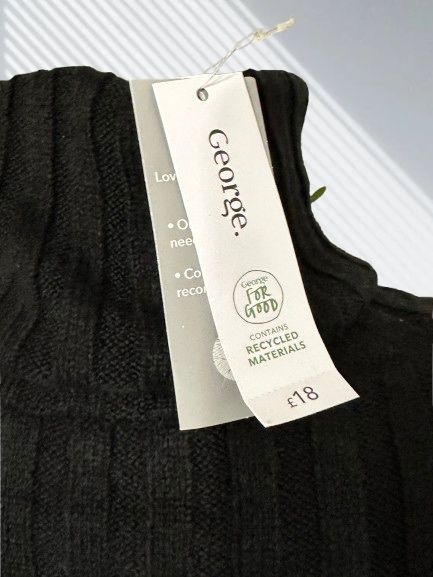 Luksusowy golf GEORGE – eleganckie poncho R. 40/42