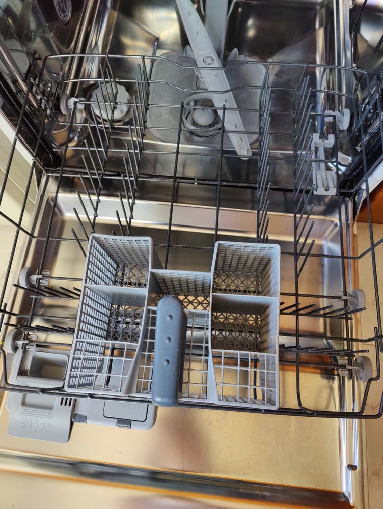 Máquina de loiça Whirlpool