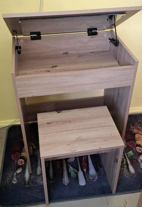 Sprzedam nową toaletkę Artisan z lustrem