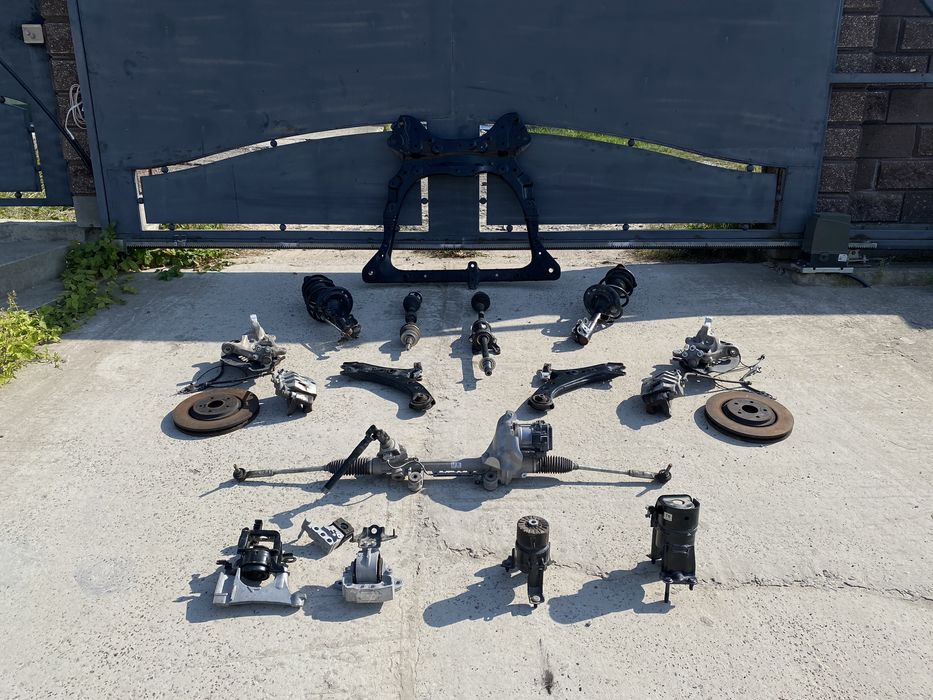 Toyota Rav 4 2019 - 2025 ричаг, стійка, підрамник, супорт, рейка