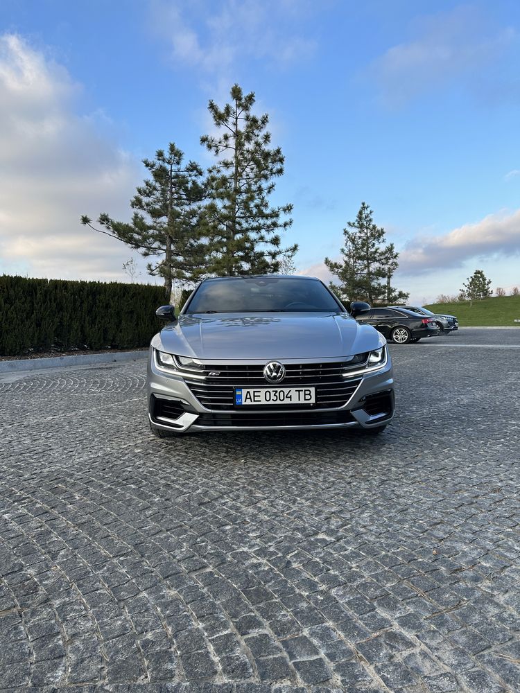 Продам VW Arteon 2.0 TDI