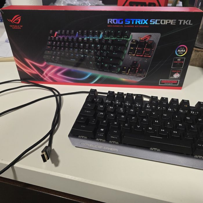 Teclado Asus Rog Scope TKL