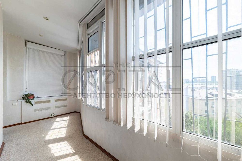 Большая Васильковская купити квартиру в центрі, 100 м2, рядом Гулливер