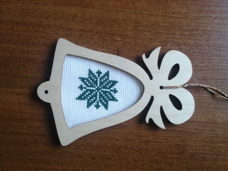 Zawieszka, ozdoba, Boże Narodzenie, wyszywana ręcznie ,haft krzyżykowy