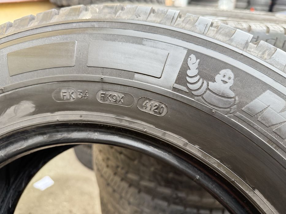2xMichelin 215 70r15c., 2020 7.4mm