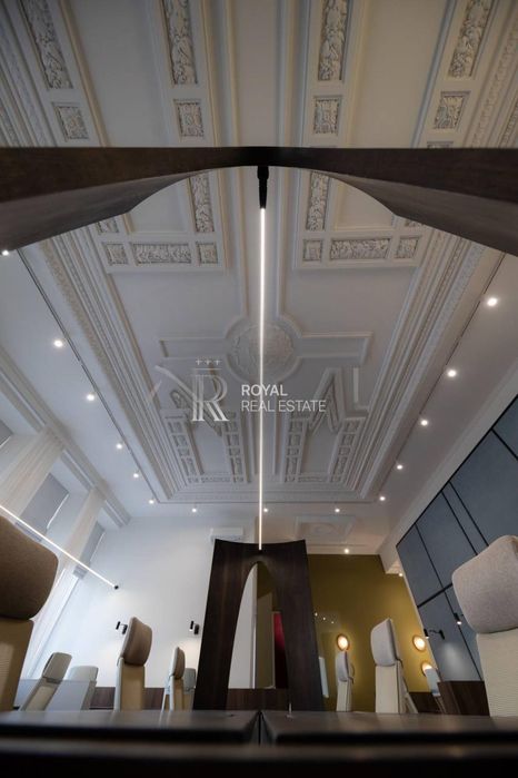 Оренда Офіс 155 м.кв вул. Хмельницького Богдана Центр Сучасний ремонт