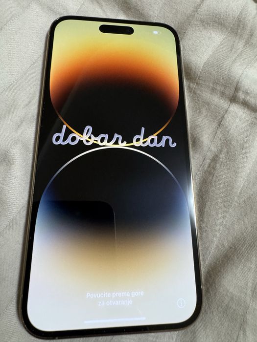 Iphone 14 pro max gold