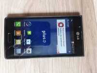 Telefon LG p700.